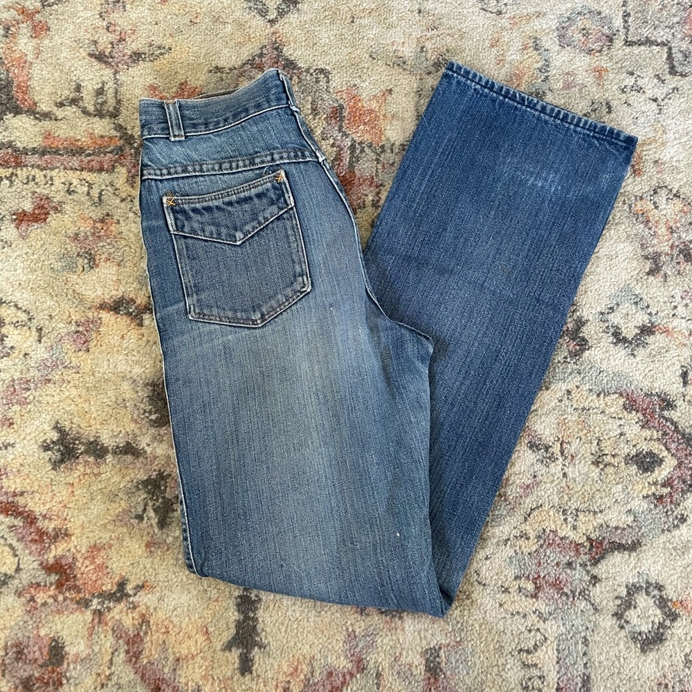 VINTAGE 70s bell flare jeans. 27